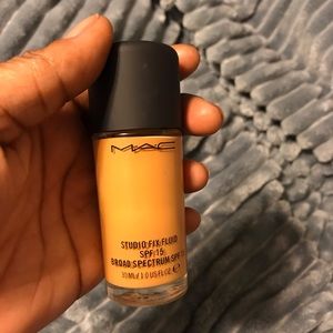 Mac Studio Fix Fluid NC45